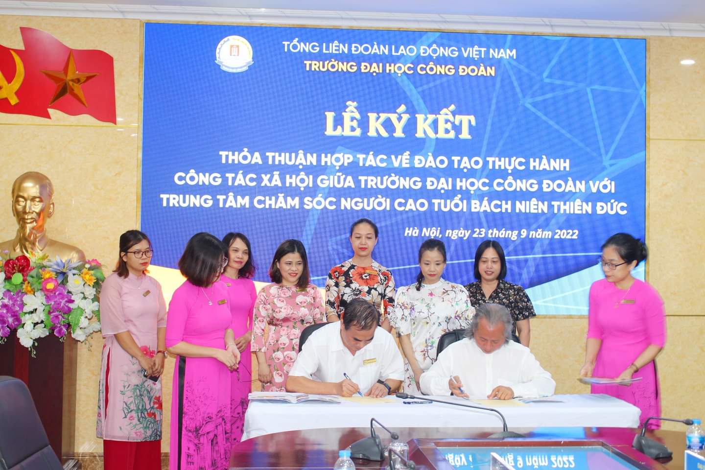 Lễ ký kết