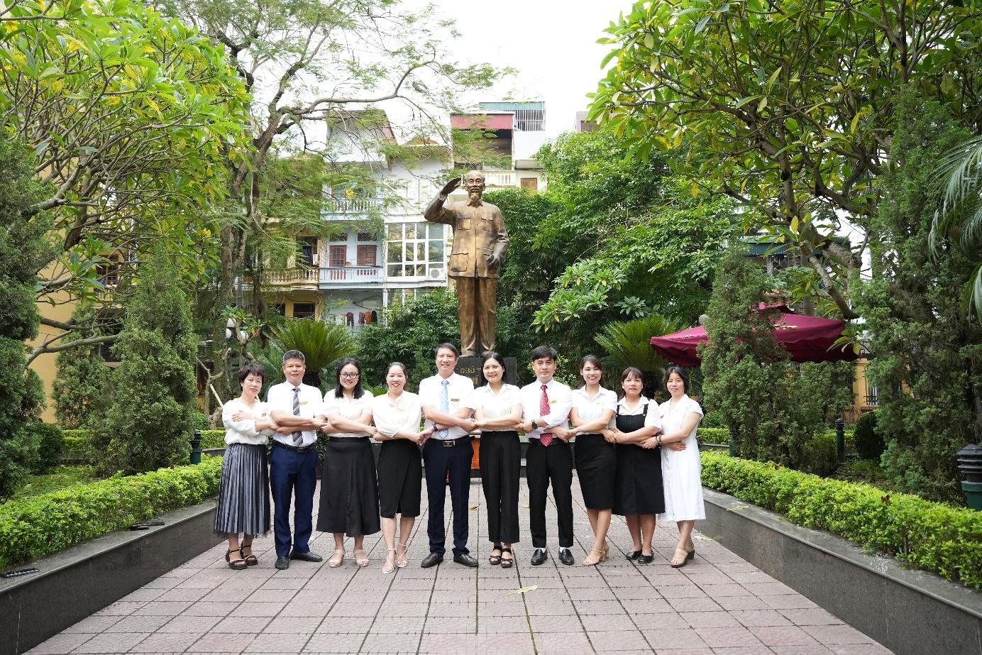 Ra mắt nhân sự mới