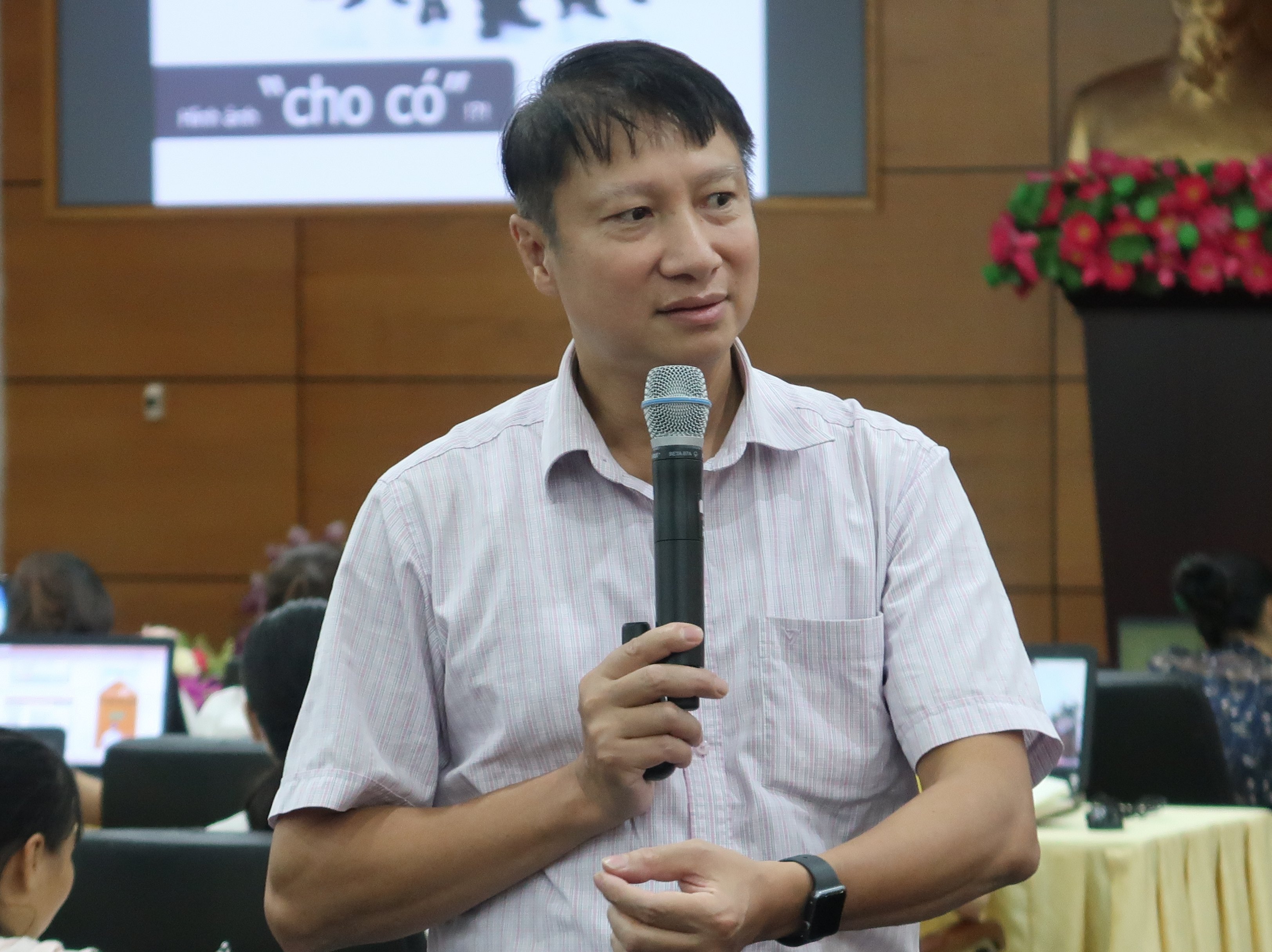 Cựu sinh viên A