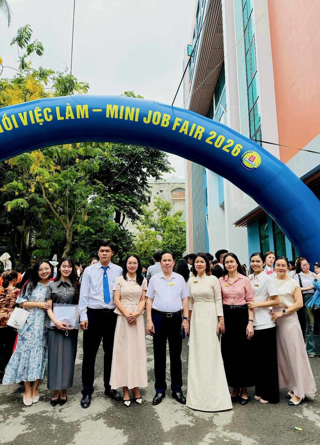 Chương trình kết nối việc làm cho Sinh viên tốt nghiệp năm 2026, sôi nổi hoạt động kết nối, mở rộng cơ hội nghề nghiệp cho tân cử nhân