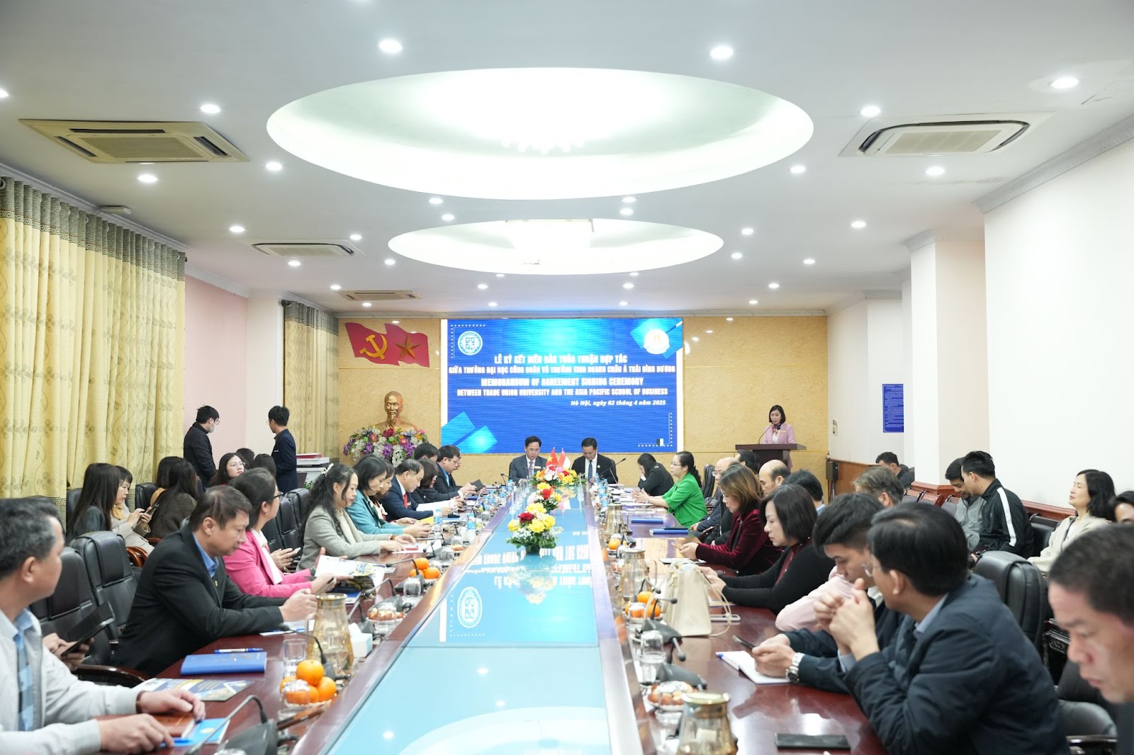 Lễ ký kết Biên bản thỏa thuận hợp tác giữa Trường Đại học Công đoàn và Trường kinh doanh Châu Á Thái Bình Dương (singapore) - bước đột phá mới thúc đẩy hợp tác đào tạo quốc tế