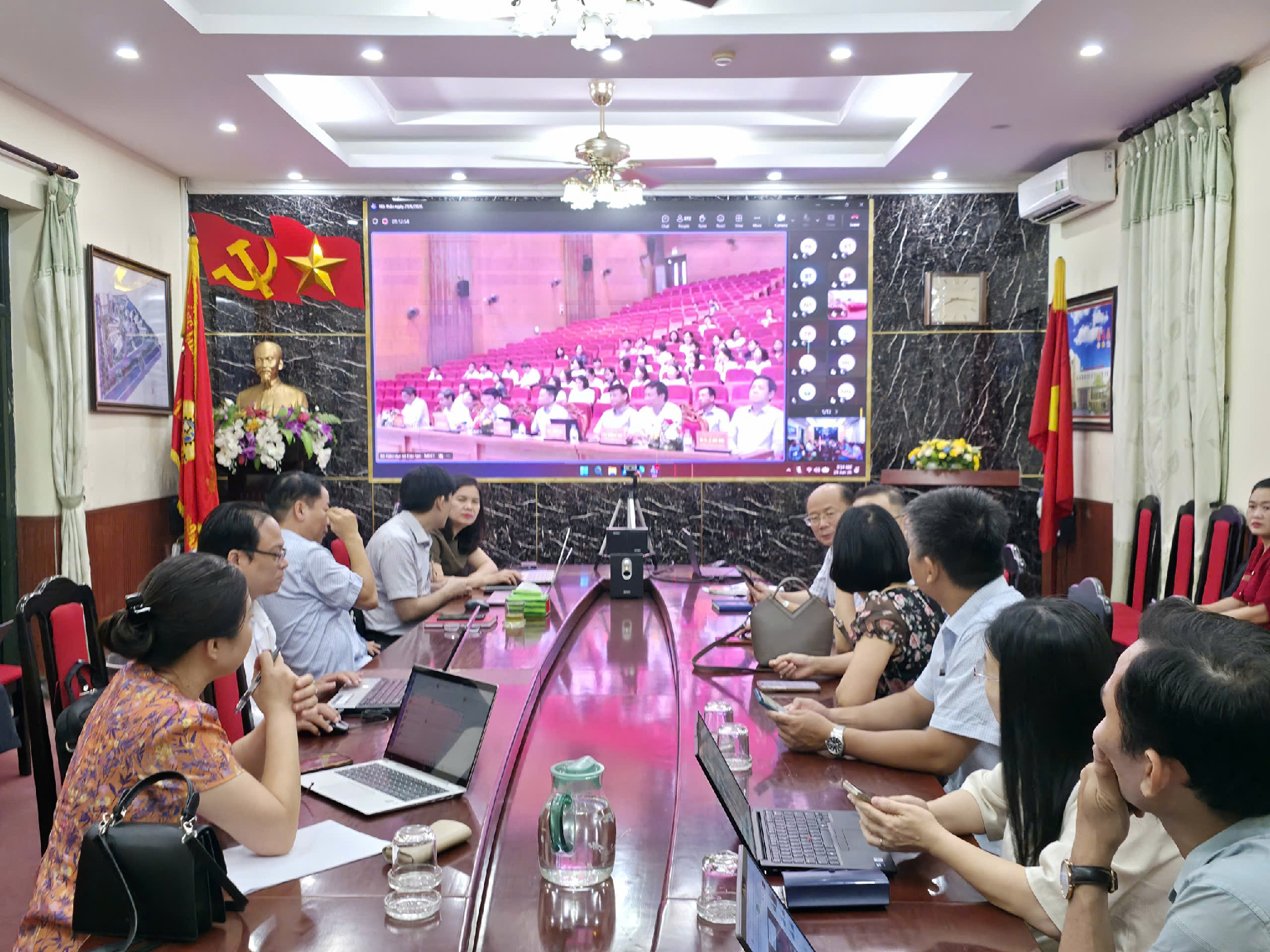 Hội thảo khoa học trực tuyến kỹ năng viết và công bố bài báo quốc tế trong các cơ sở giáo dục đại học, cơ sở giáo dục nghề nghiệp